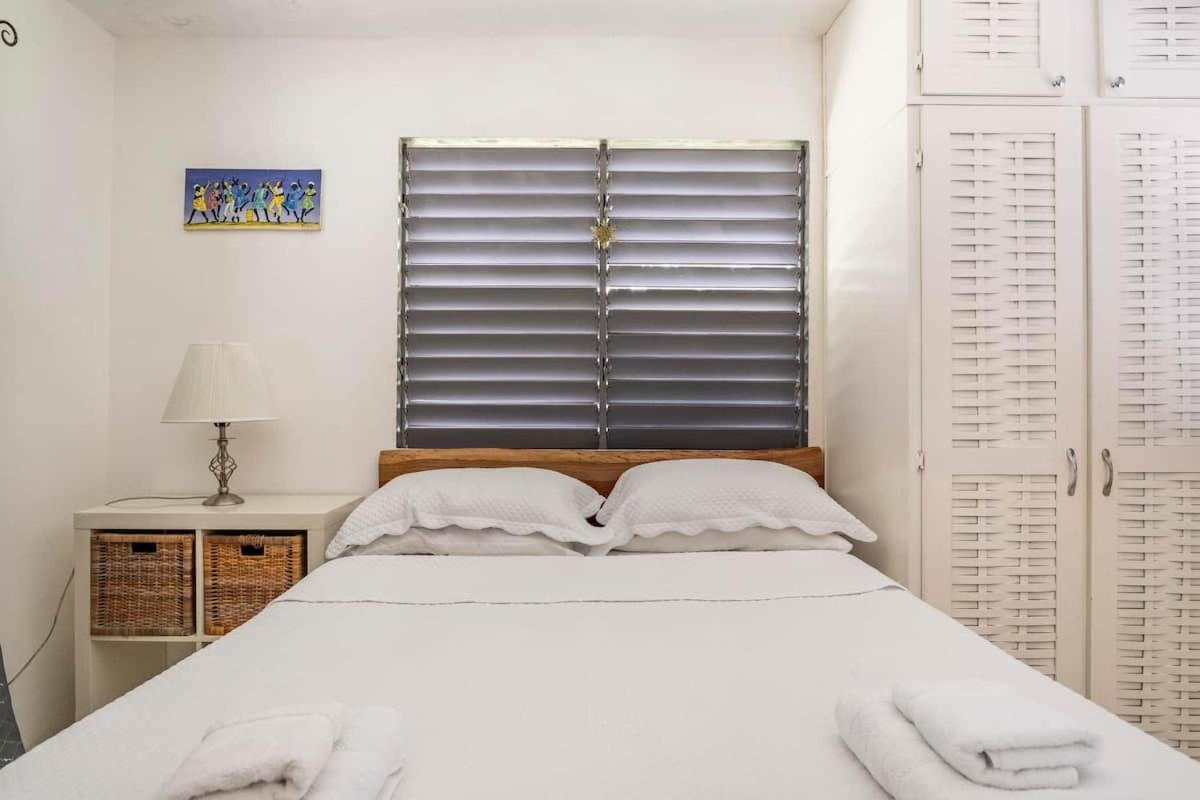 Ancella'S Garden Apartment-Beach-5Min Drive, 1 Hr Montego Bay, 25 Mins Ocho Rios, Continental Breakfast Runaway Bay Zewnętrze zdjęcie